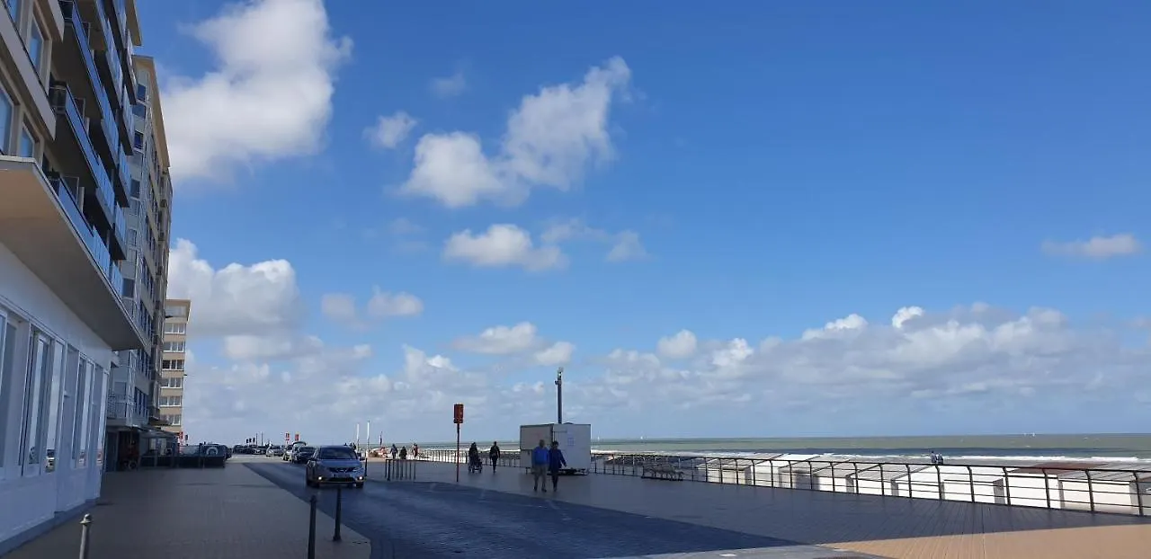 James Sun Beach Apartment Ostende Belgien