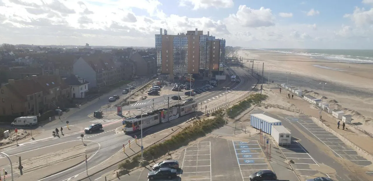 James Sun Beach Apartment Ostende